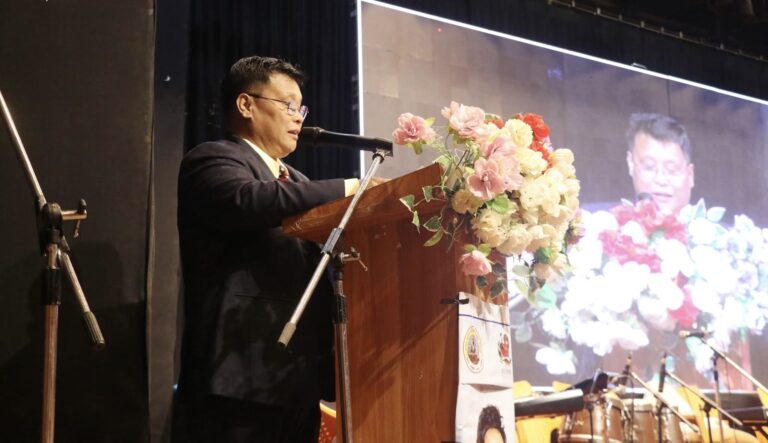 गायक मनोज राईको प्रस्तुतिले जगायो विस्थापन र संघर्षका सम्झना